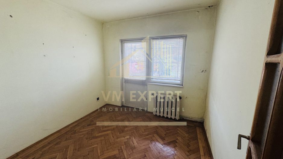APARTAMENT 3 CAMERE ETAJ 3 CENTRU CAMPULUNG - Poză 7