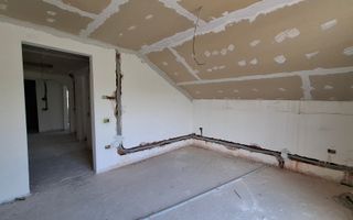 Duplex Zona Linistita Carpinis - Poză 12