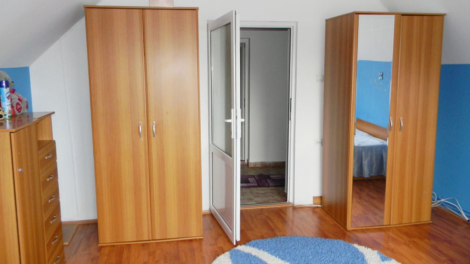 Casa mobilata in Centrul Mun. Sacele - Poză 12