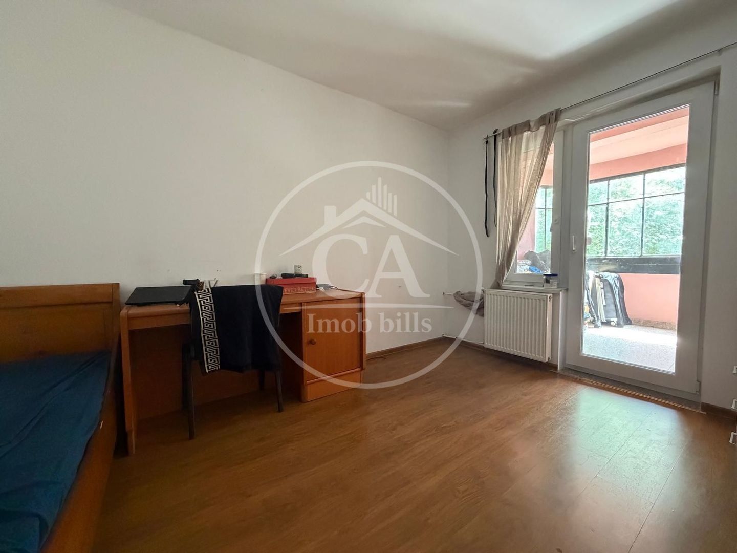 Apartament de vânzare cu 4 camere în zona Decebal, Oradea - Poză 4