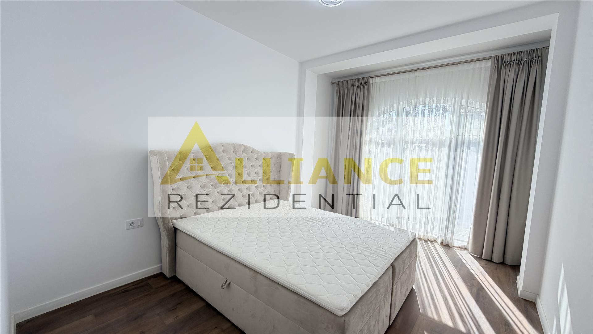 Casa individuala || 5 camere || 5 min fata de metrou - Poză 10
