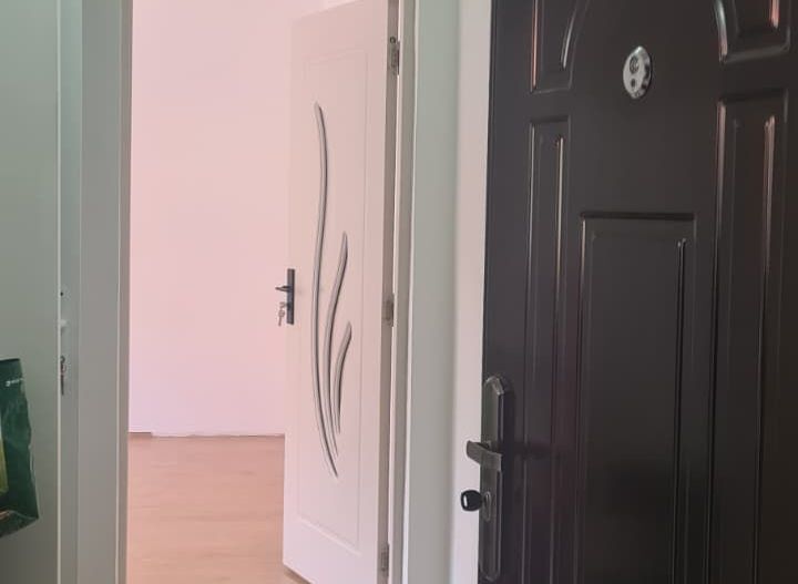 Apartament 2 camere 40 mp parter - locuinta sau spatiu comercial! - Poză 12