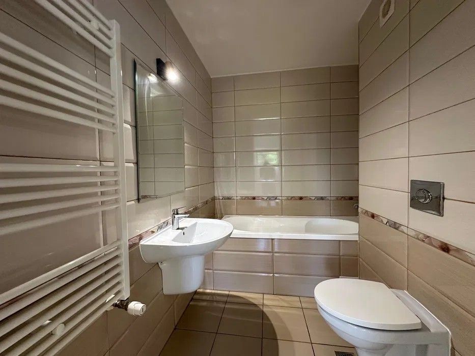 Garsoniera aproape de Mall Coresi, 38mp, loc parcare, 97900Euro - Poză 8