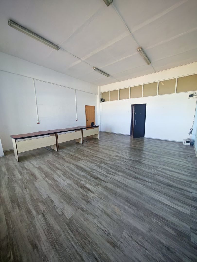 Spatii de birouri si productie-depozitare in Brasov - Poză 7