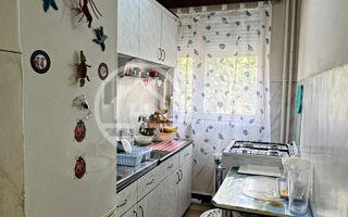 Apartament cu 3 camere de vanzare Str. Seleusului Zona Velenta,Oradea - Poză 7