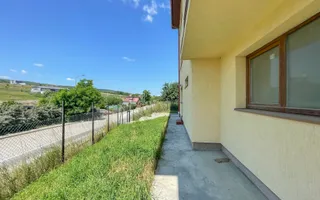 Casa individuala pe 3 niveluri pretabila pentru birouri, in cartierul Iris - Poză 21