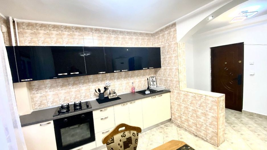 AP. 2 CAMERE PANDURI, BUCATARIE DESCHISA, MOBILAT/UTILAT MODERN - Poză 6