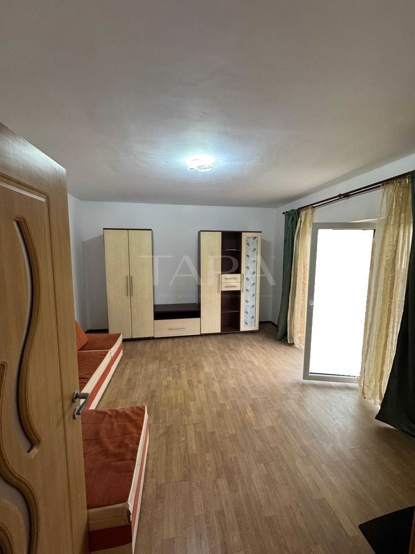 Apartament cu 1 camera, de vânzare în zona Florilor. - Poză 1