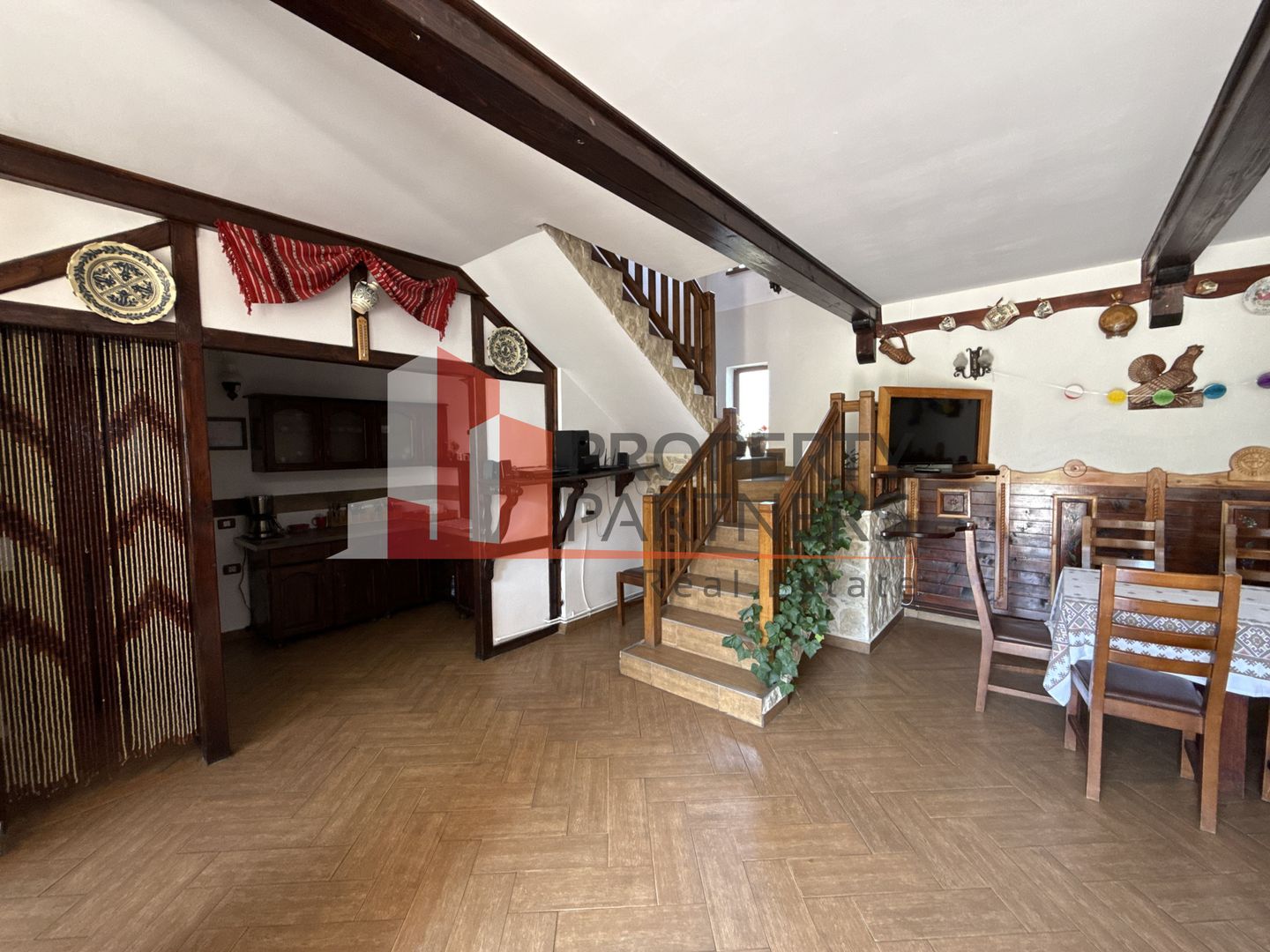 Pensiune cu vedere spectaculoasă la Bucegi și Piatra Craiului – Bradul Inalt - Poză 18