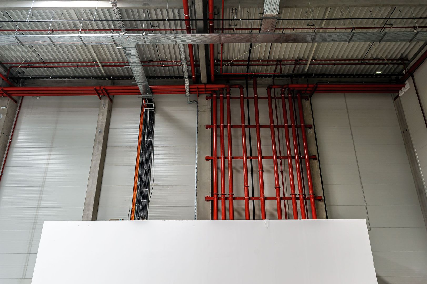 Hala industriala depozitare si productie la 2710 mp - Poză 3