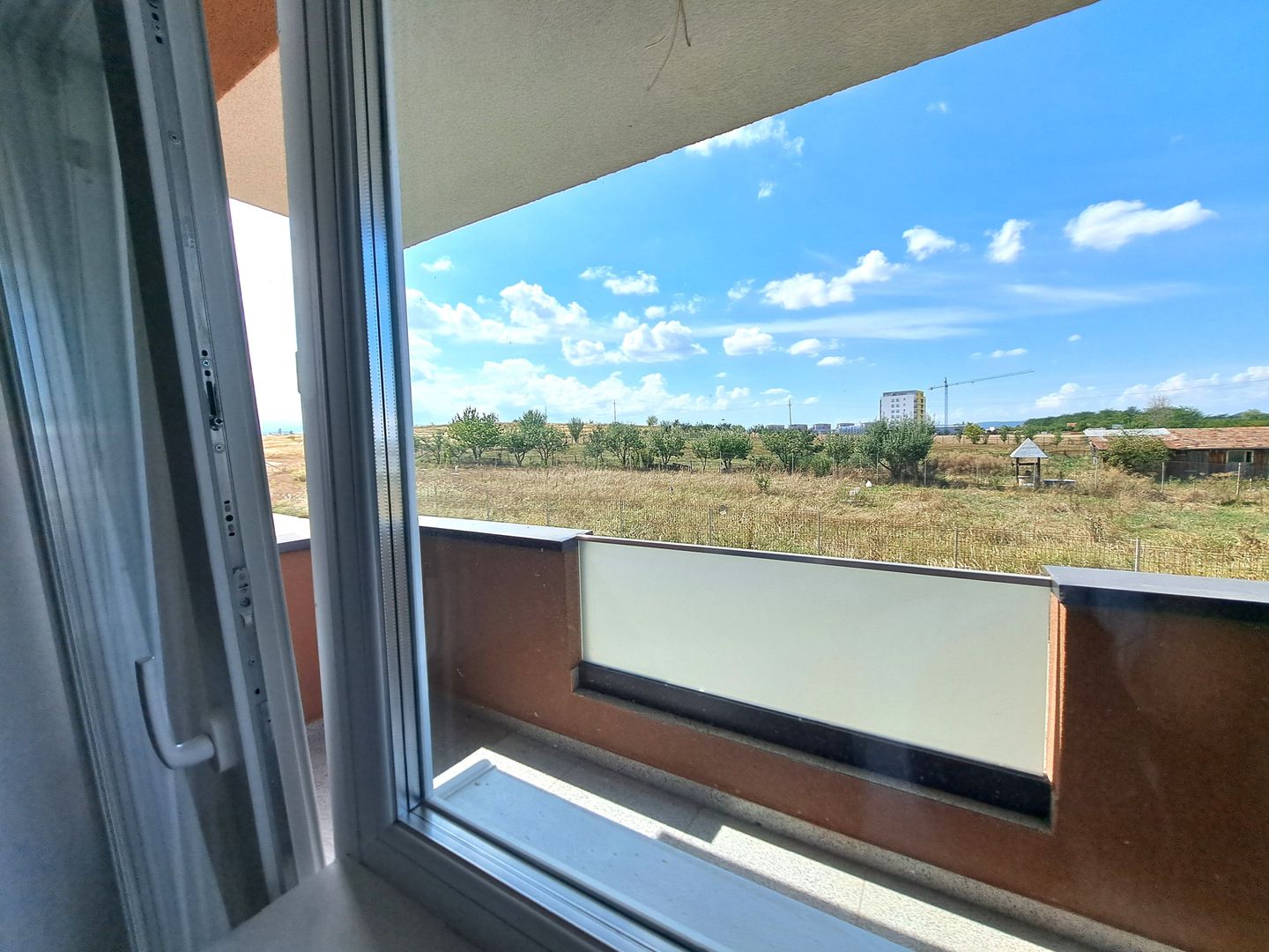 Apartament 3 camere Sibiu - bloc cu lift, parcare subterana - Poză 9