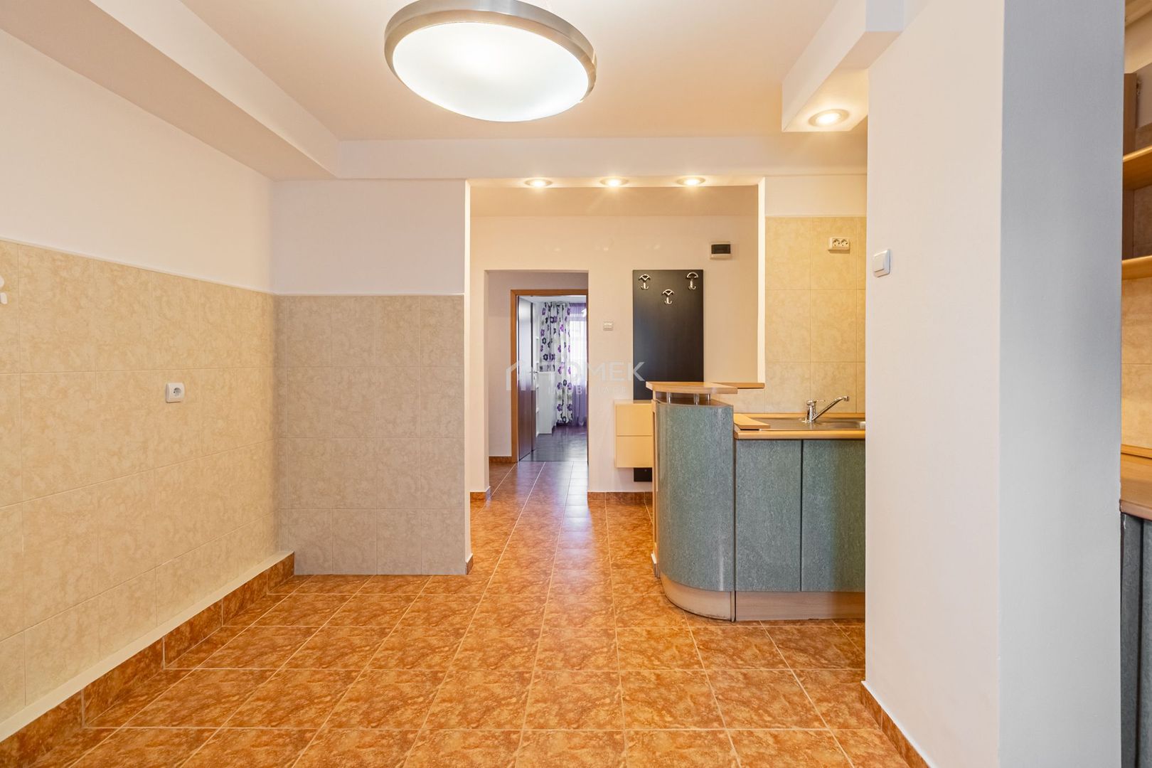 Apartament 4 camere suprafata mare zona Scriitorilor Brasov - Poză 10
