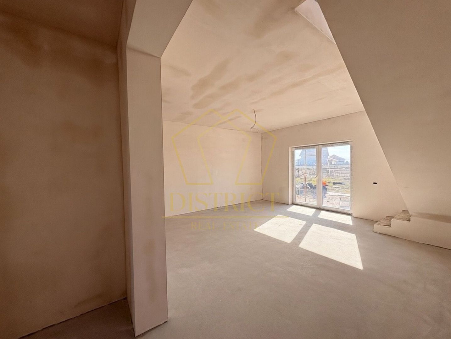 Duplex cu 3 camere si 2 bai | Bucovăț - Poză 3