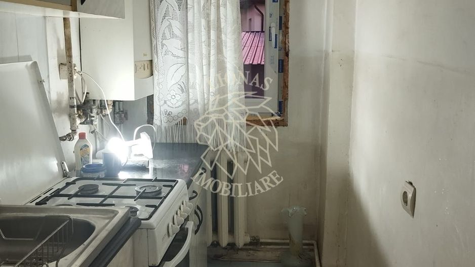 Garsoniera decomandata 27 mp-ideal inchiriere, locuire-Z. Sensul Vechi - Poză 3