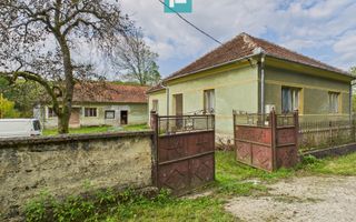 Casă cu teren generos Vărădia de Mureș - Stejar - Poză 2