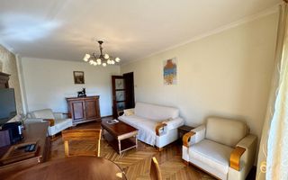 Închiriere Apartament 2 camere, vedere Palatul Parlamentului - Poză 2