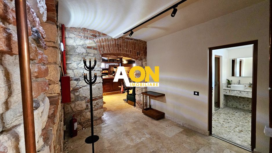 Clădire istorică ultracentrală, PUB + 13 birouri, S+P+M, renovată 2024 - Poză 16