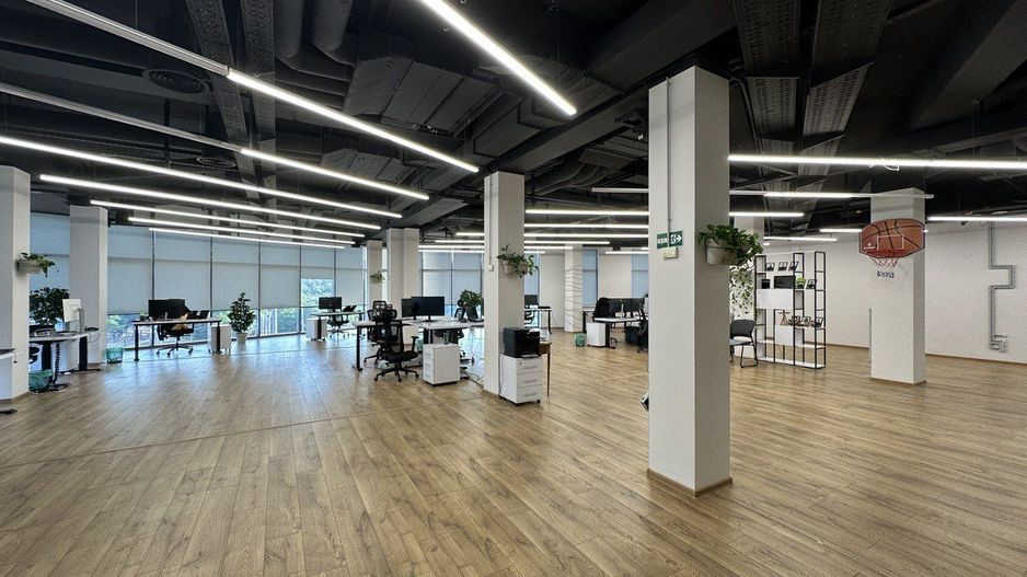 Chirie Spații de Birou 420 m2.și 300m²   sectorul Rîșcani. - Poză 6