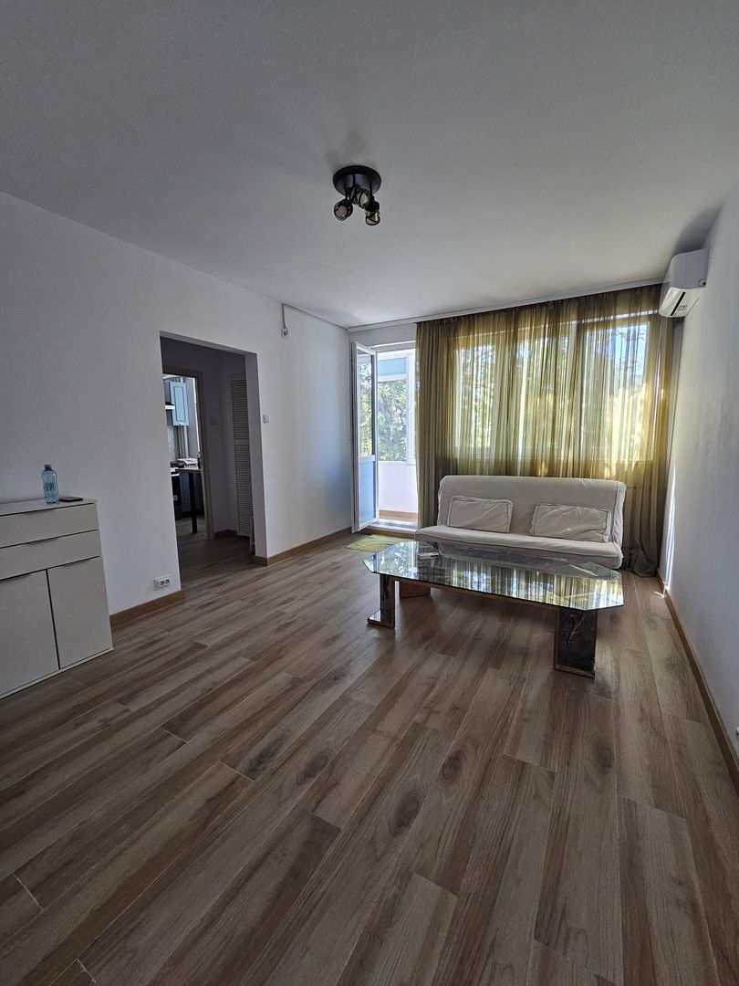 2 camere renovate Mihalache metrou 1 Mai - Poză 15