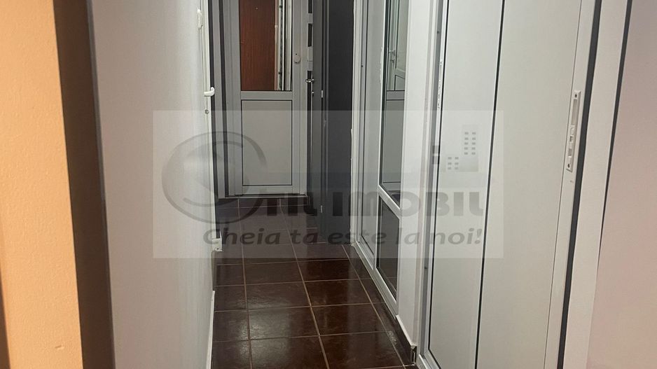 Apartament 3 camere – Iași, Nicolina, zona PECO MOL- - Poză 2
