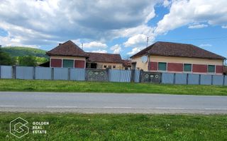 Casa  cu 3 corpuri de cladire, sat Lalasint - Poză 1