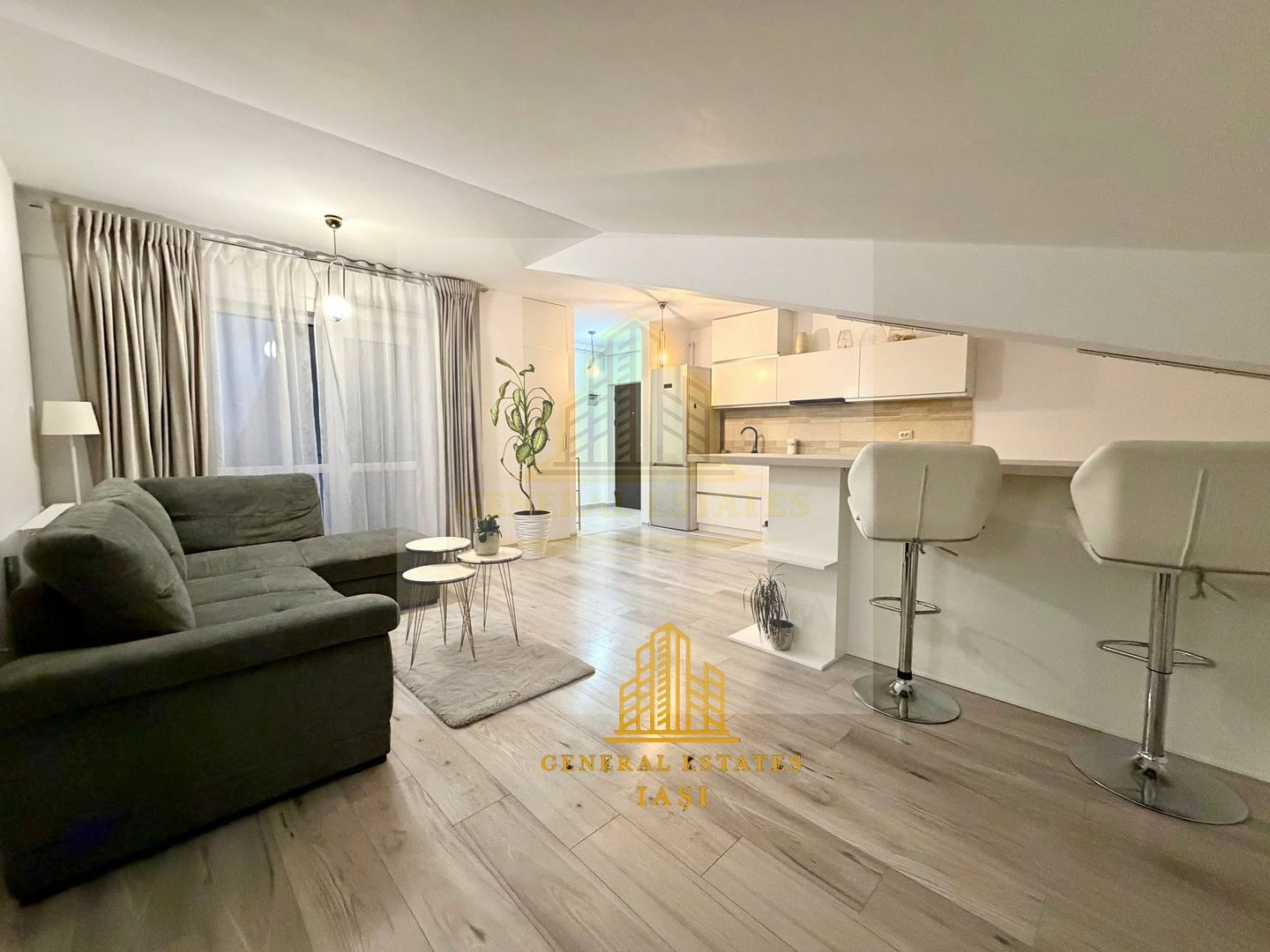 Vânzare apartament spațios- 98 mp-Valea Adâncă- Parcare Cadou - Poză 1