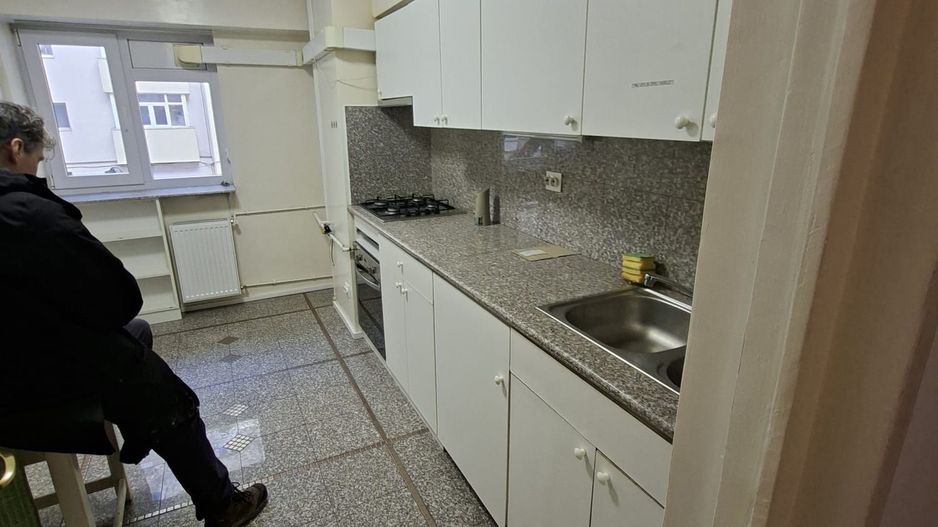 Apartament de inchiriat 3 camere Ultracentral Metrou Universitate L349 - Poză 13