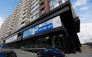 Vânzare, spațiu comercial, 738.4 mp, str. Vasile Lupu, Buiucani - Poză 1