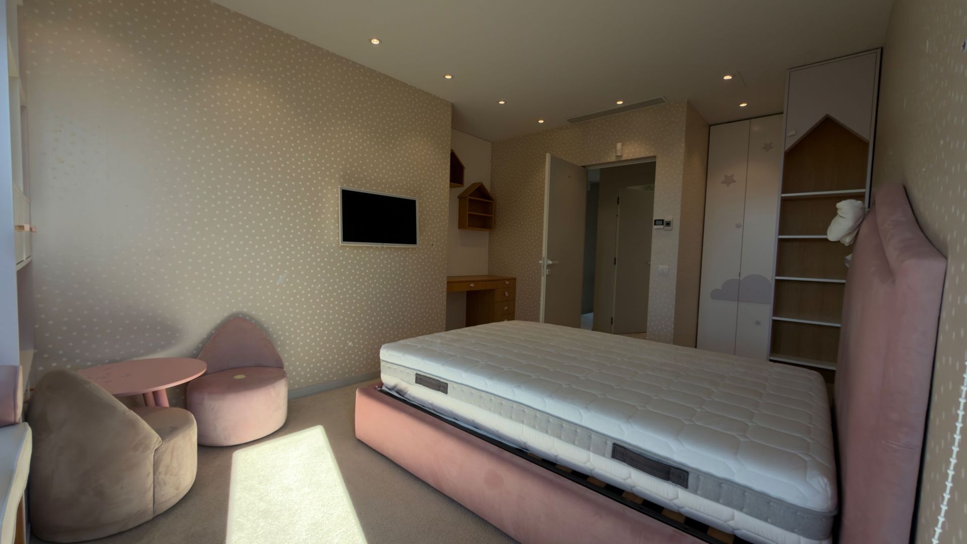 Casa / Vila Amber Gardens | Tunari | 6 camere | Otopeni - Poză 6