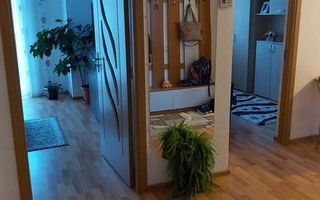 Apartament cu 3 camere de vânzare în zona Luxor - Poză 4