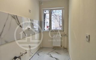 Apartament de vânzare cu 2 camere în zona Rogerius, Oradea - Poză 5