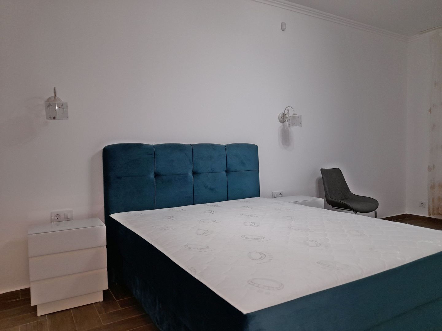 Vanzare 3 camere central, str. Tudor Vladimirescu - Ared, Oradea - Poză 4