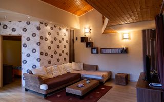 Casa 6 camere | P+M | Curte | 270 MPU | Zona Centrala - Poză 46