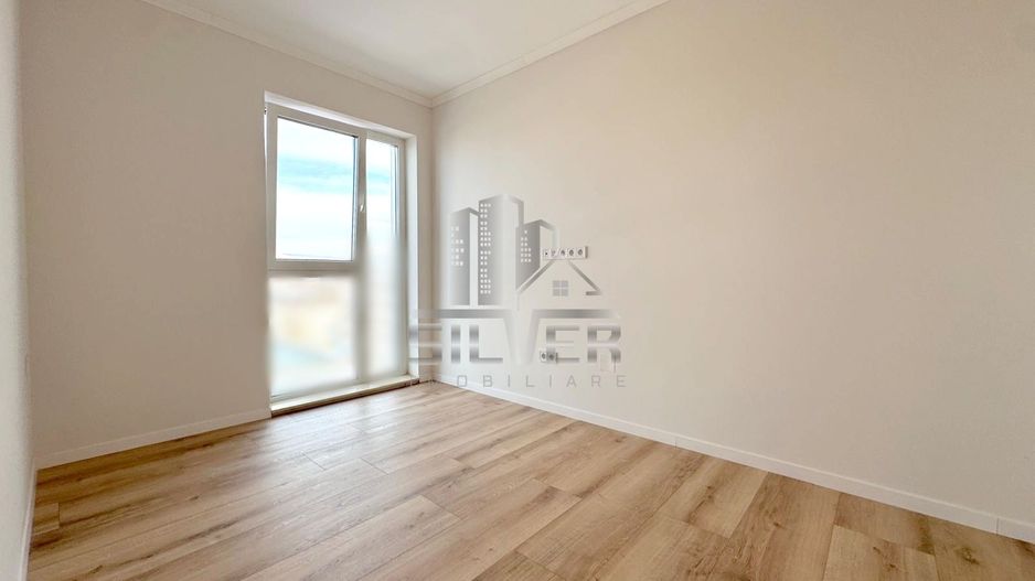 Apartament cu 3 camere recent finisat+terasa de 19 mp/CF. - Poză 9