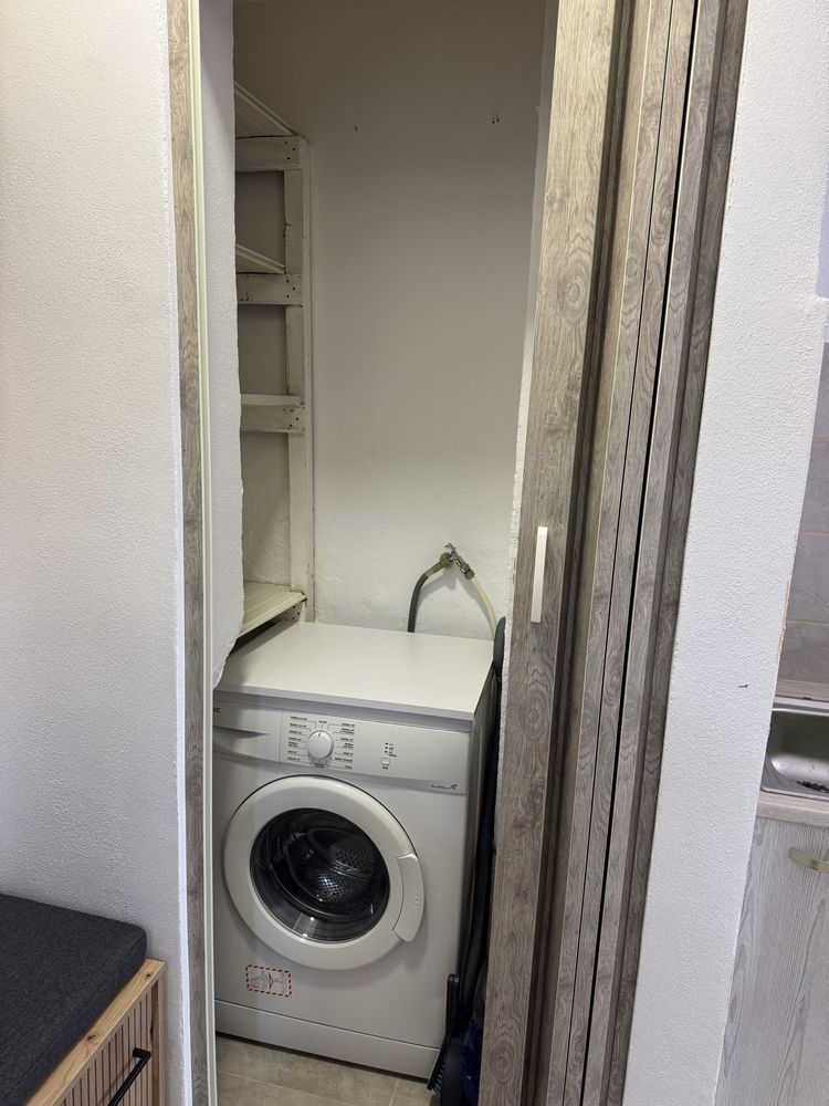 APARTAMENT 1 CAMERA PRIMA INCHIRIERE | ZONA STRAND | BARSEI - Poză 4