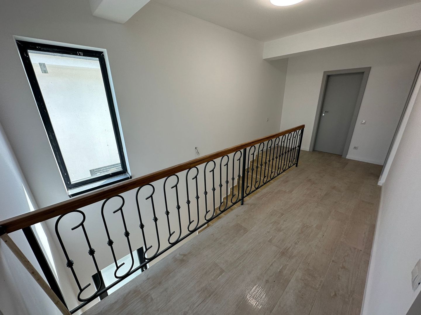 O oază de liniște și eleganță contemporană în inima Tunariului - Poză 7