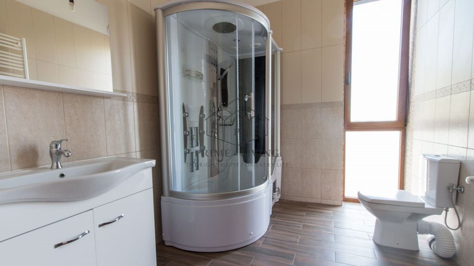 VILA CU 5 CAMERE LA INCHIRIERE IN IANCU NICOLAE - Poză 12