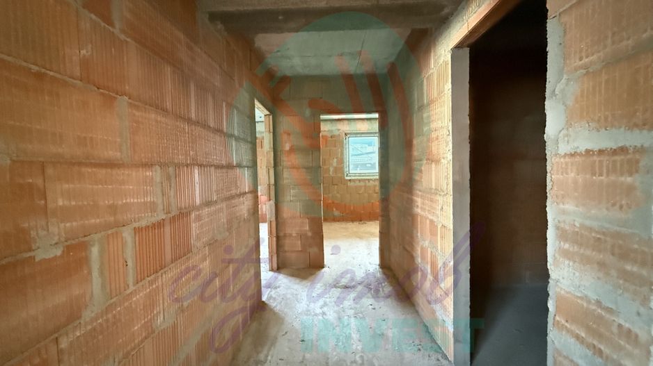 Bloc NOU langa parc si metrou cu loc de parcare si boxa - Poză 8