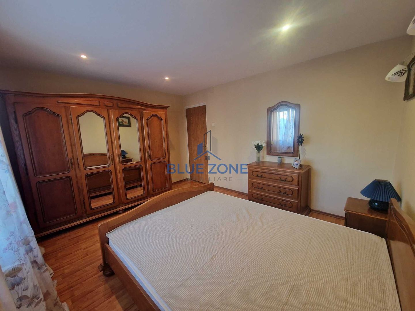 Particular Inchiriez apartament 2 camere zona 13 Septembrie-Sebastian - Poză 5