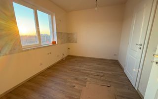 Casa individuala cu 4 camere in Mosnita Noua zona Castel - Poză 13