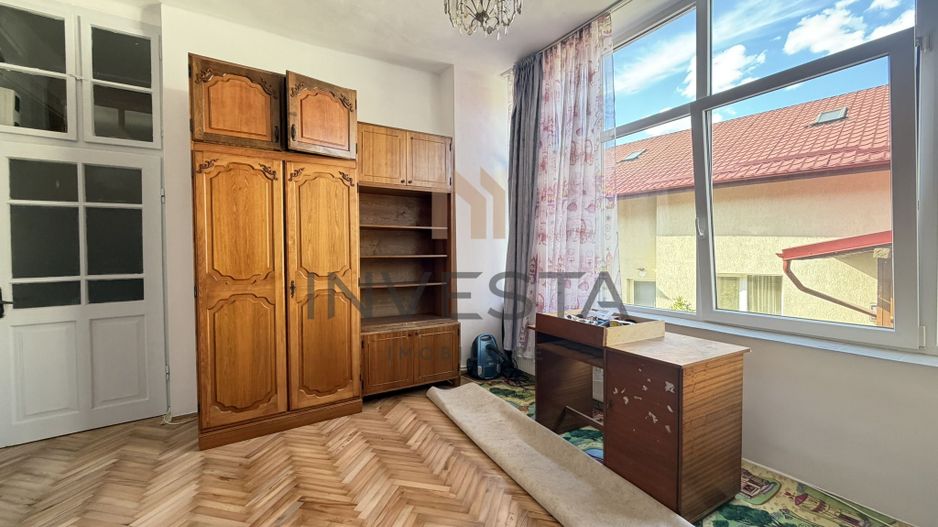 Casa cu 4 camere de inchiriat cu 2 locuri de parcare, zona 7 Strazi - Poză 10