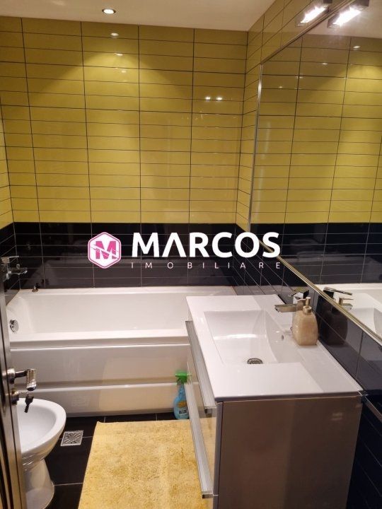 Apartament cu 3 camere de închiriat în zona Micro IV - Poză 7