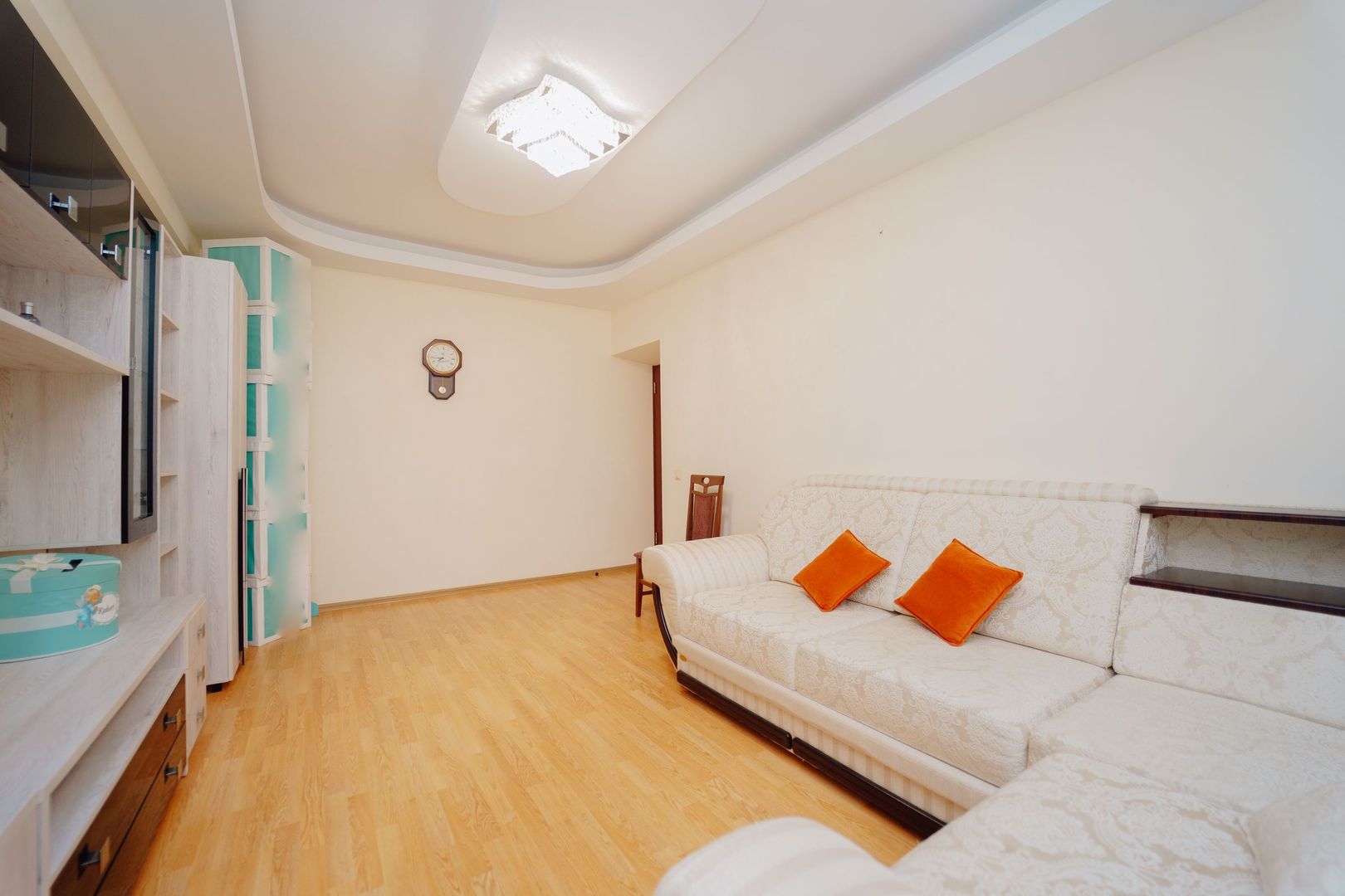 Apartament cu 3 camere I Buiucani I Alba Iulia - Poză 12