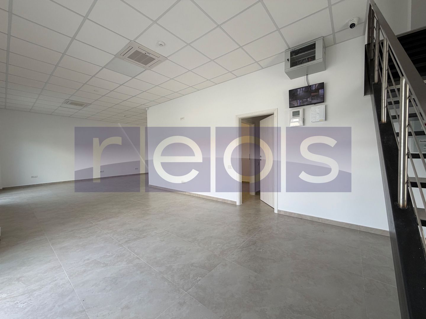 INCHIRIERE HALA INDUSTRIALA CLASA A | 981 MP | BIROURI | CENTURA CHIAJNA - Poză 6