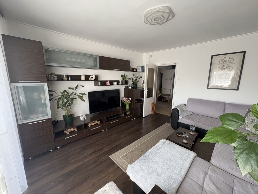 Apartament 4 camere - Poză 1