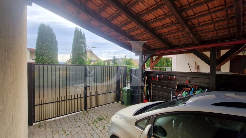 Casa la cheie / Zona Iazului, Floresti. - Poză 23