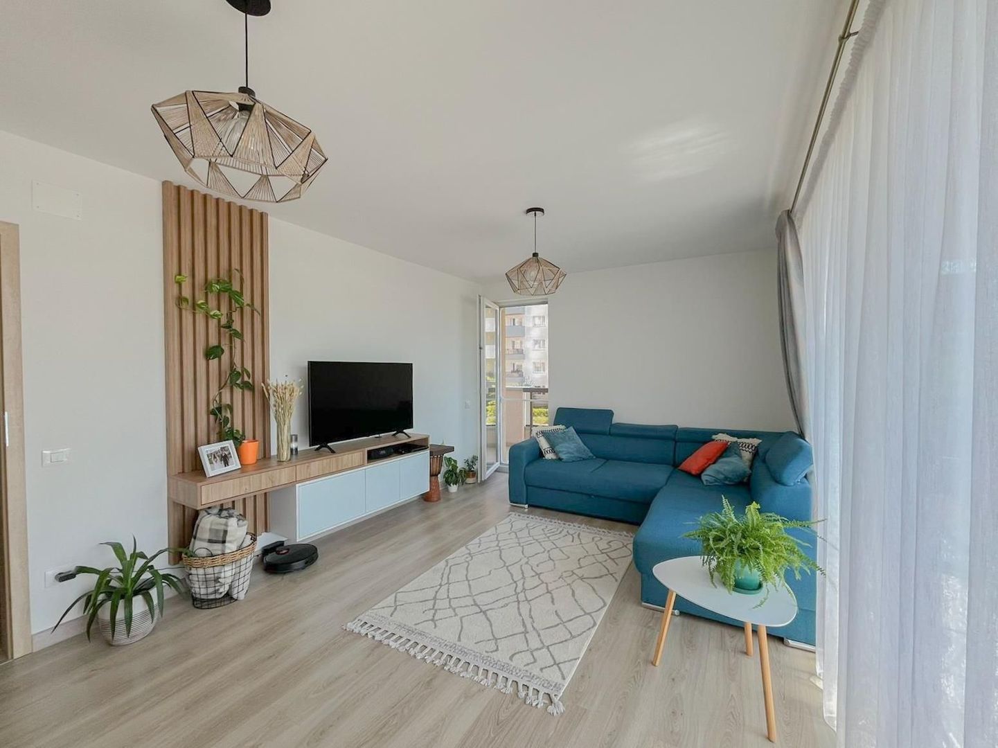 Apartament 3 camere | terasa 25mp | parcare | Urban Plaza - Poză 1