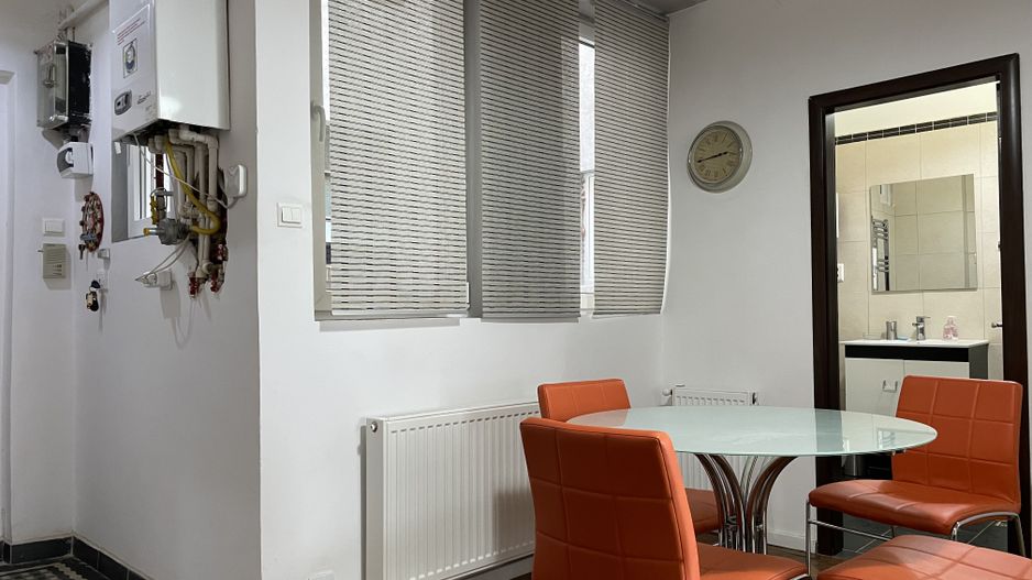 Apartament Calea Victoriei nr 208, risc 1, vedere stradala. - Poză 5