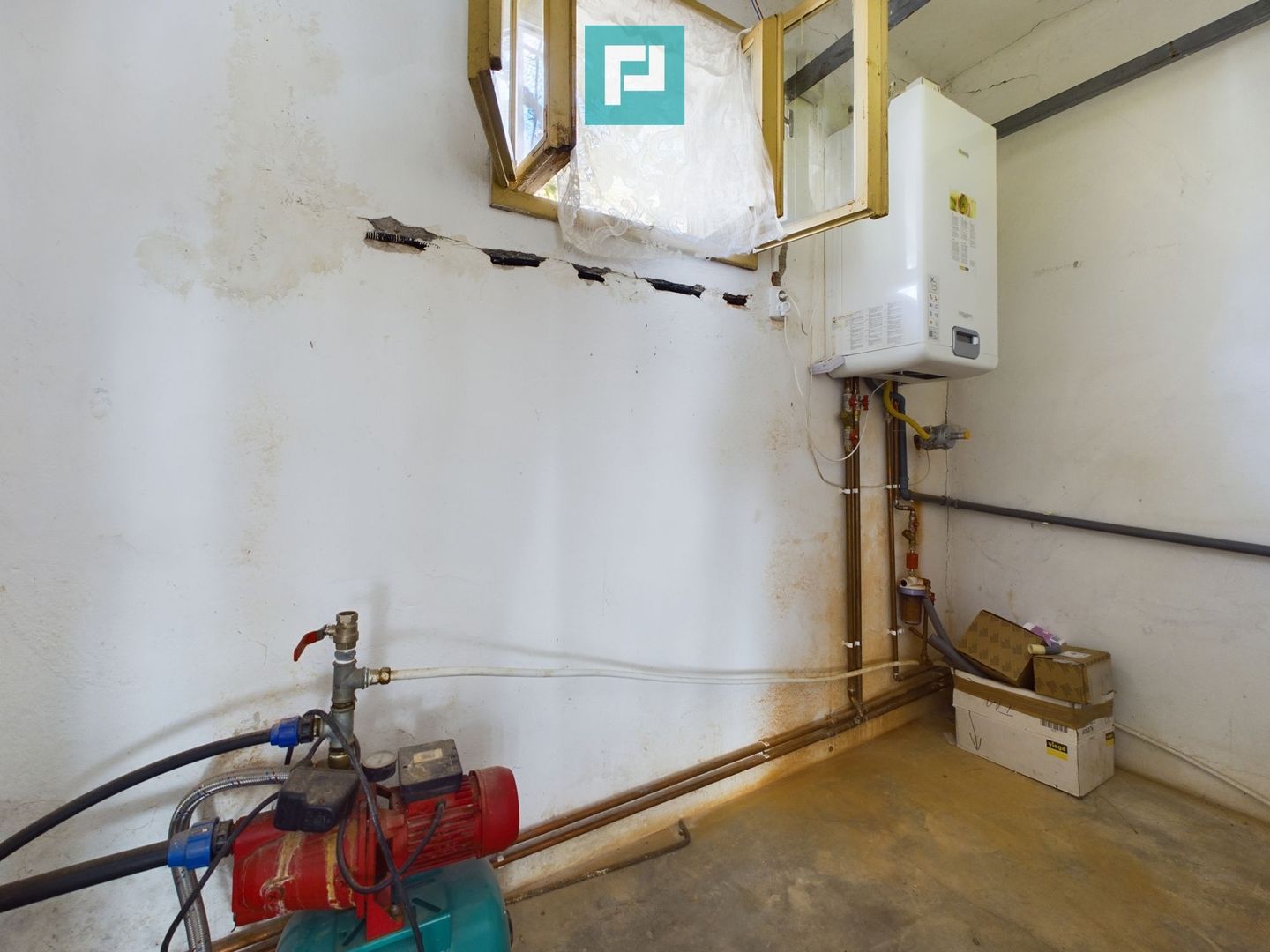 Casă 4 camere, zona centrală în Pâncota - Poză 7