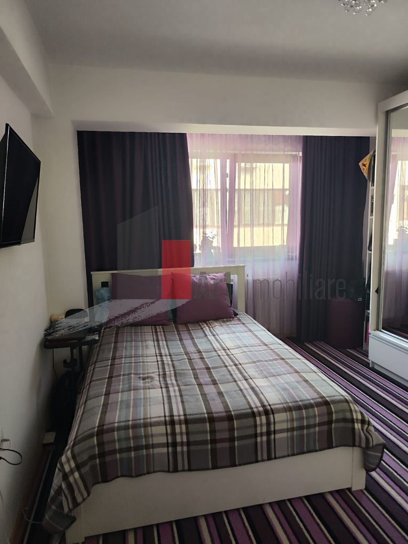 Apartament 2 camere, complet mobilat și utilat - Sector 4 - Poză 1